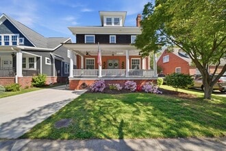 Building Photo - 1048 Hanover Ave