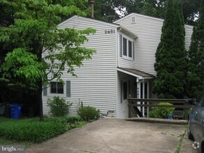Building Photo - 9481 Farewell Rd