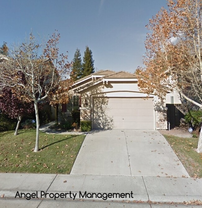 Building Photo - 10101 E Taron Dr