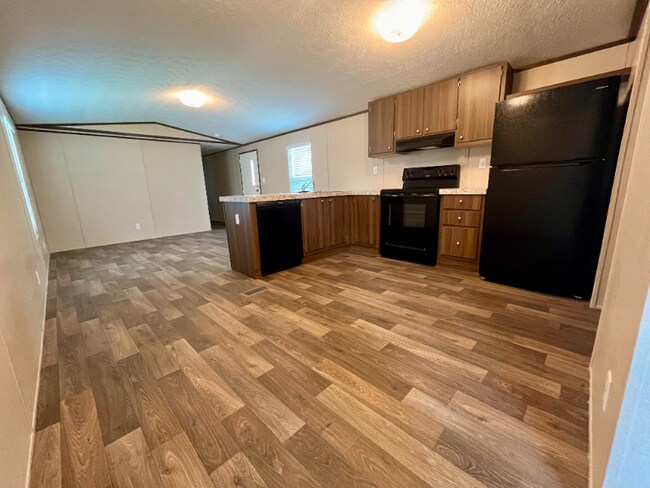 Building Photo - 8416 CR 302