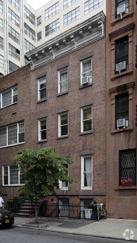 Primary Photo - 41 King St
