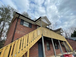 Building Photo - 1506 Oakshire Ct