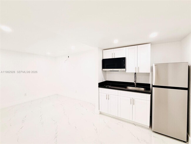 Foto del edificio - 3354 NW 50th St