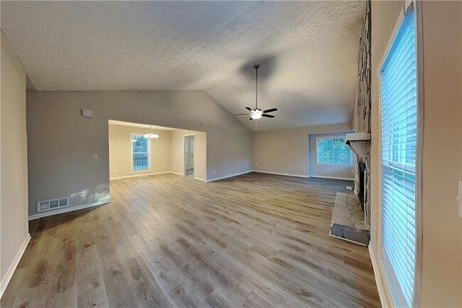 Building Photo - 4798 Southern Ct NW