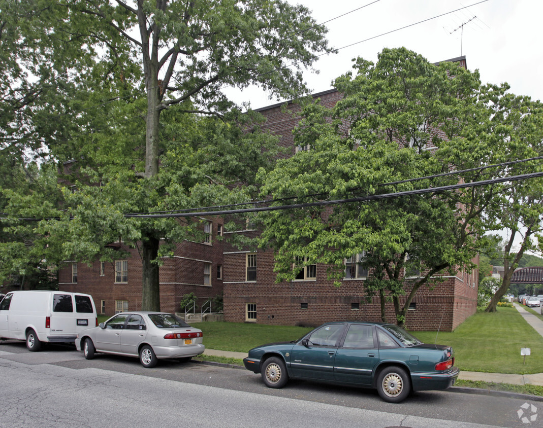 Foto principal - 9-21 Agawam S
