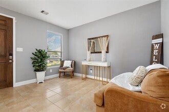 Building Photo - 914 Bandon Ln