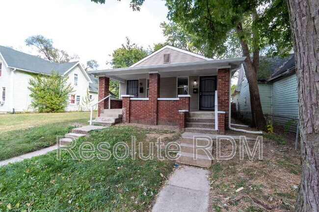 Foto del edificio - 419 N Beville Ave