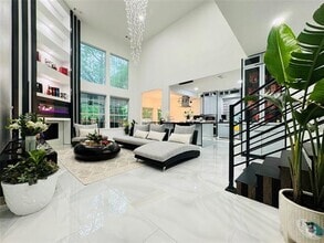 Building Photo - 1409 Monte Carlo Dr