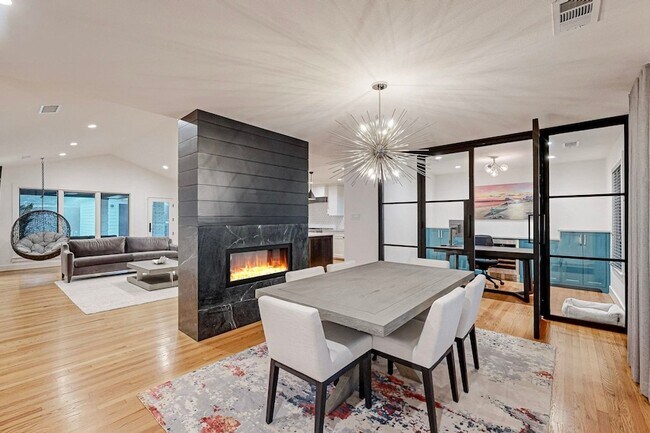 Foto del edificio - 4423 Springside Ln