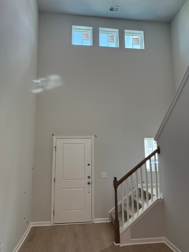 Building Photo - 119 Barefoot Dr