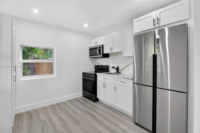 Foto del edificio - 428 NW 97th St