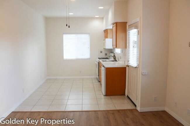 Foto del edificio - Charming detached granny flat in South Oce...