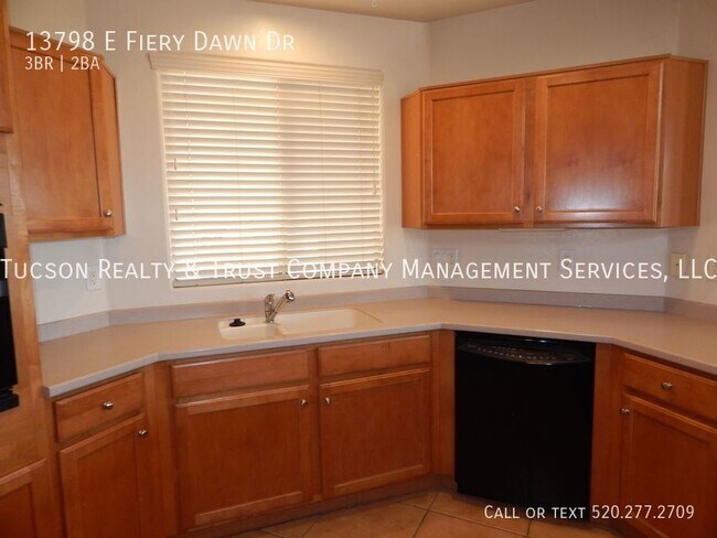 Building Photo - 13798 E Fiery Dawn Dr