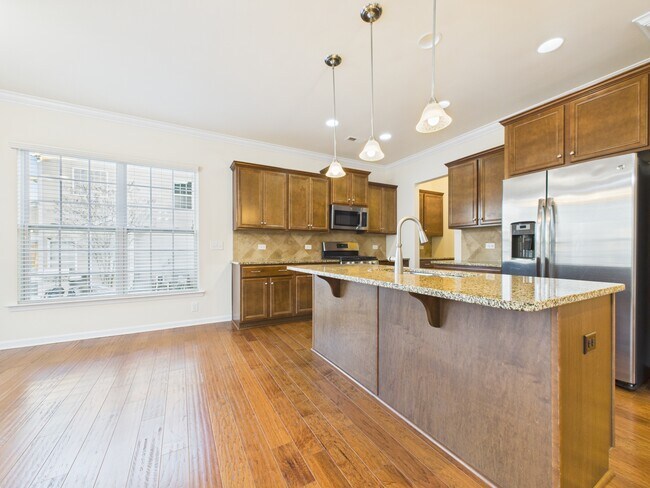 Foto del edificio - 1249 Reflection Ave NW