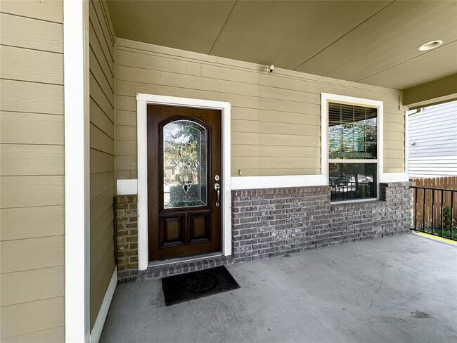 Building Photo - 512 Canadian Springs Dr