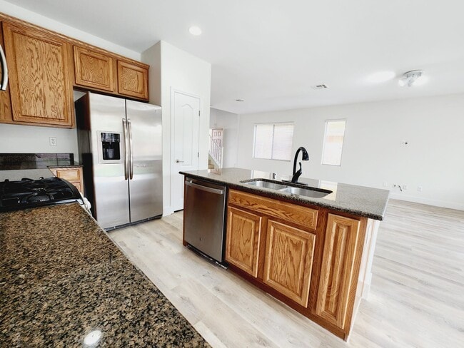 Building Photo - 7445 Calzado Dr