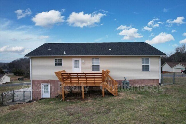 Foto del edificio - 154 Farmingdale Pl SE