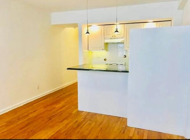 Building Photo - 1 bedroom in New York NY 10128
