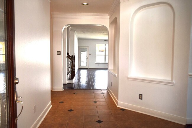 Foto del edificio - 4911 Dwarf Honeysuckle Ct