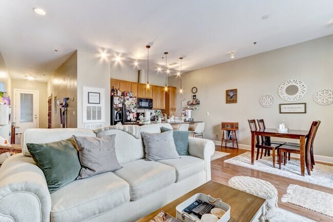 Foto del edificio - 1195 Milton Terrace SE