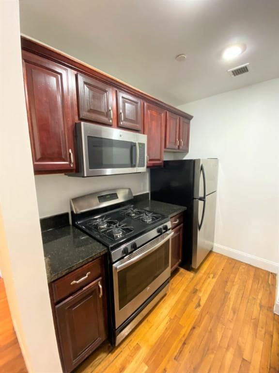 Primary Photo - 2 bedroom in JERSEY CITY NJ 07306