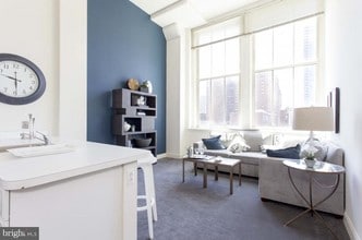 Building Photo - 2121 Market St