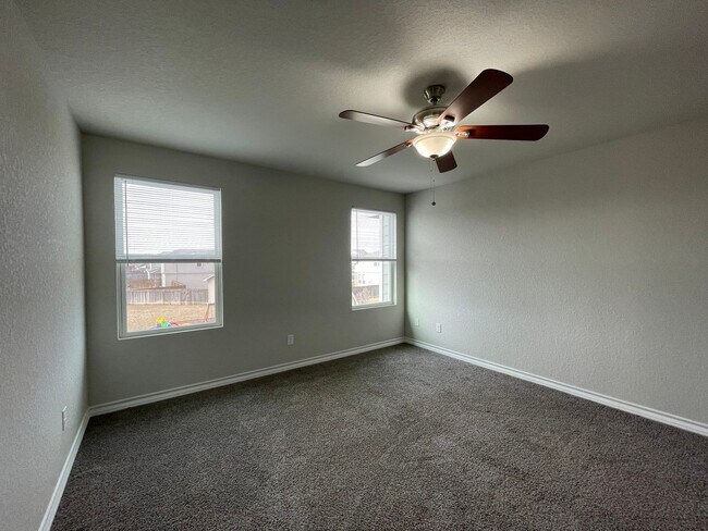Foto del edificio - Townhome for rent