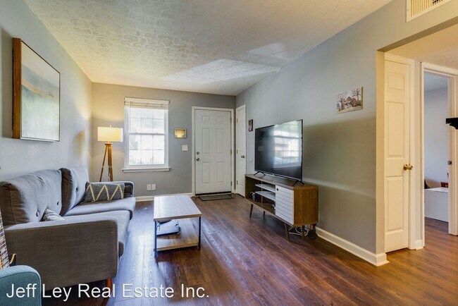 Building Photo - 2 br, 1 bath House - 2344 Cooper Terr