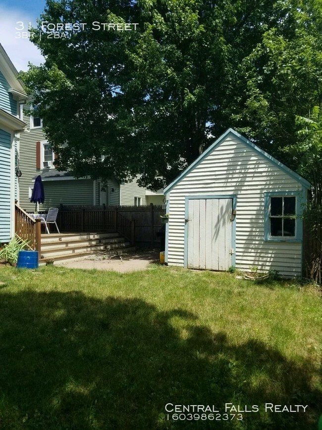 Building Photo - House For Rent !