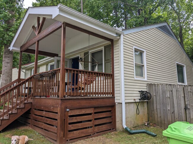 Foto del edificio - 1117 Suffolk Blvd