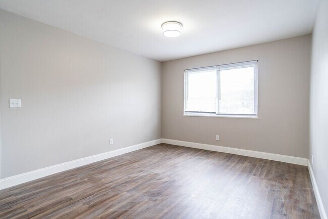 Foto del edificio - 331 Kendall Pl