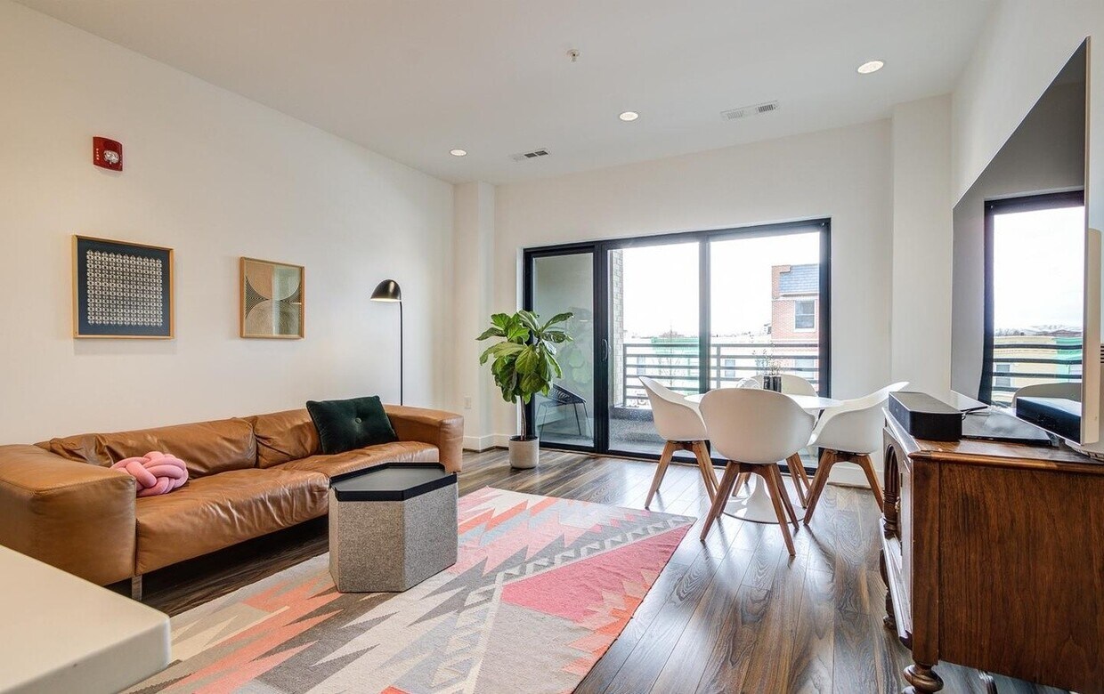 Foto principal - 1111 Orren St NE