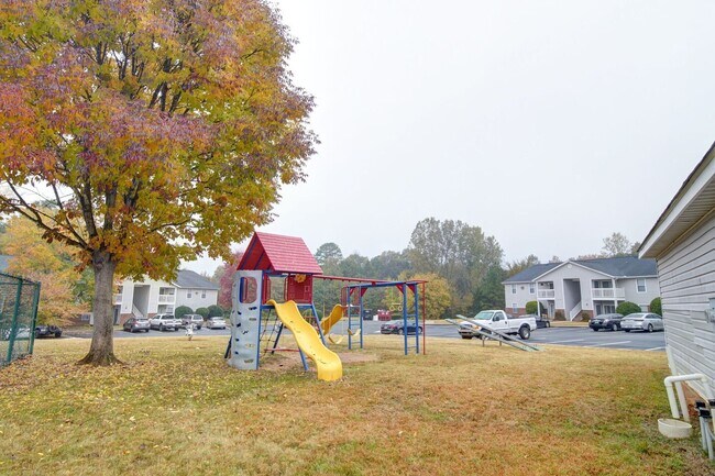 Building Photo - 500 Chapman Pointe Cir