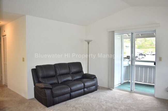 Building Photo - Charming  Mililani/Launani Valley 2 Bedroo...