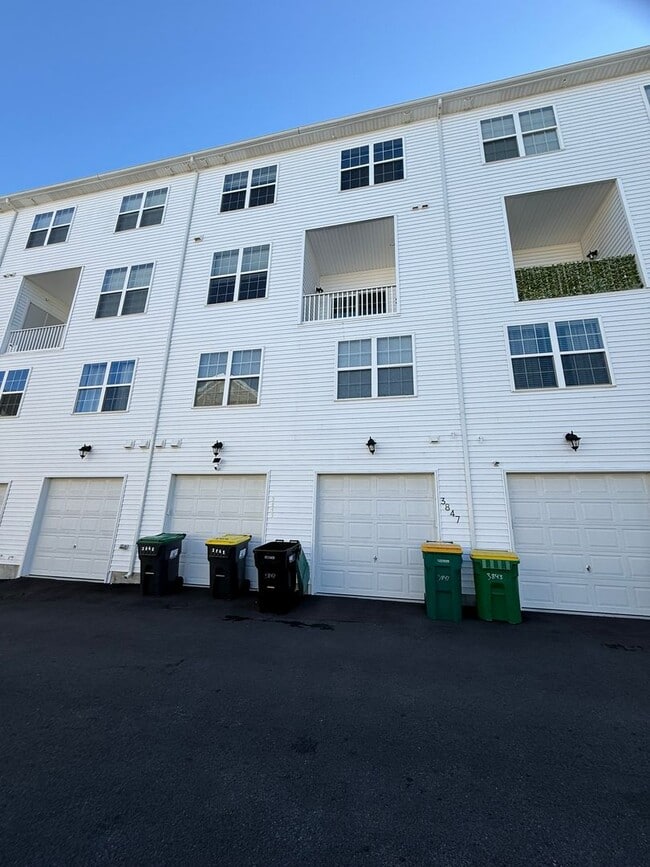 Photo - Darley Green townhome - 3 bedroom, 2.5 bathroom with 1 car garage - NEW CASTLE COUNTY WORKFORCE H...