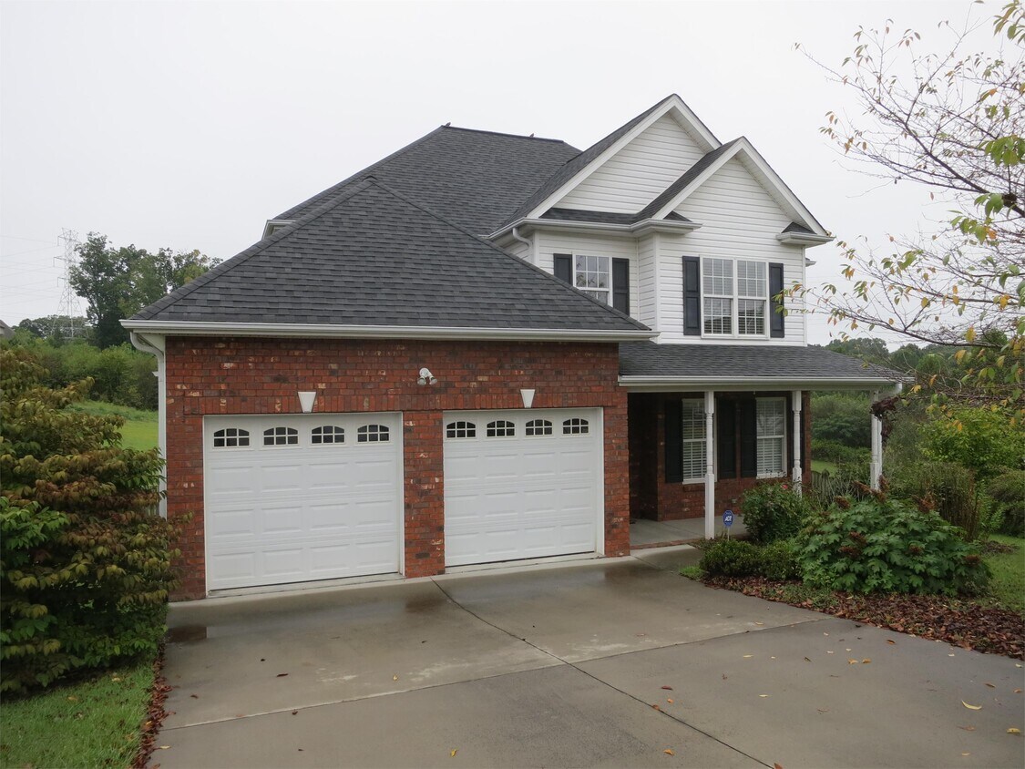 Foto principal - 305 Cinnamon Way