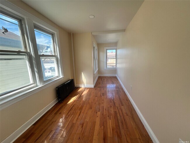 Foto del edificio - 99-09 98th St