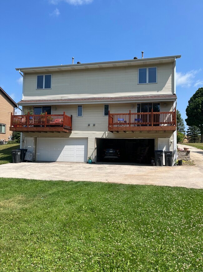 Foto del edificio - 1258 Sunnyridge Rd