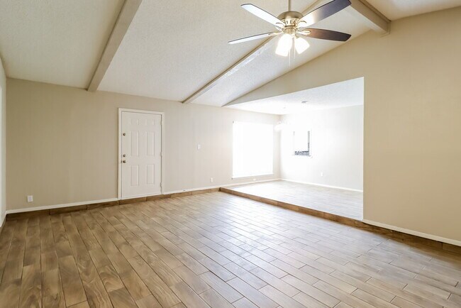 Building Photo - 3608 Palomino Dr