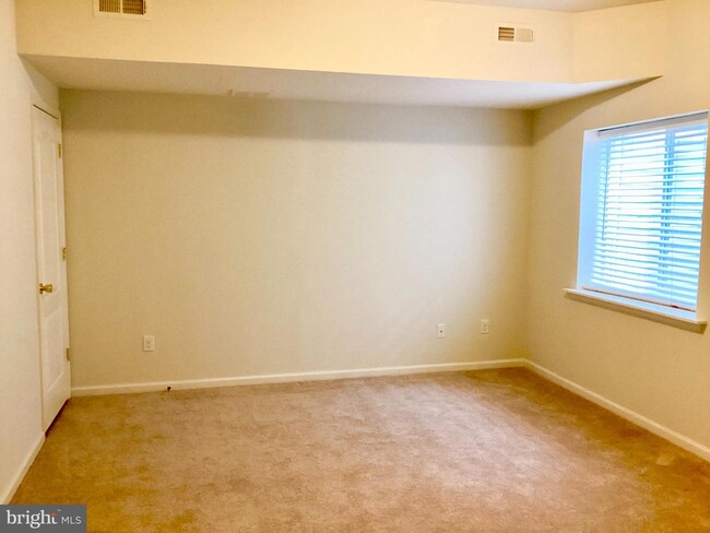 Building Photo - 140 Pumpkin Patch Ln