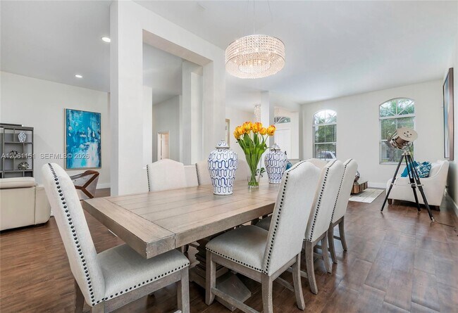 Foto del edificio - 1225 Skylark Dr
