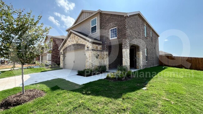 Foto del edificio - 812 Poppy Cv Ln