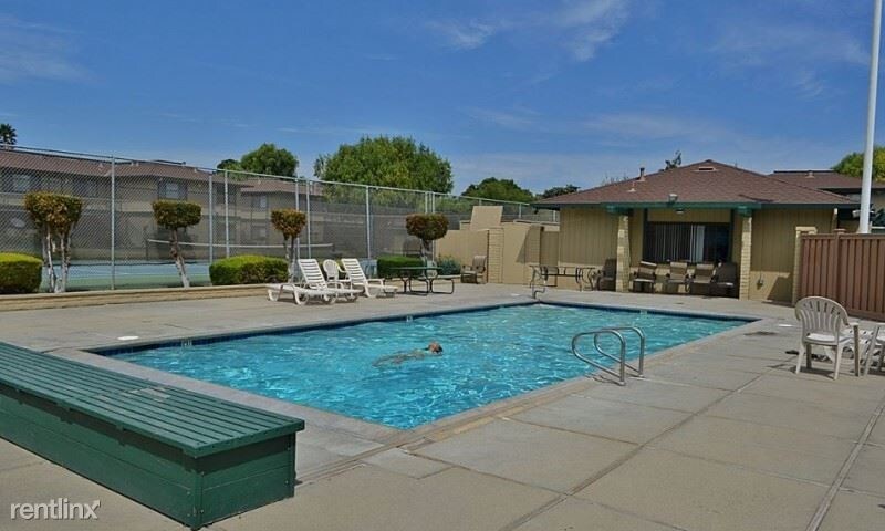 Foto principal - 1040 Riker St