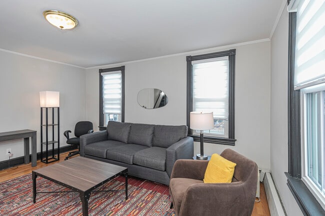 Building Photo - 357-359-359 Nassau St