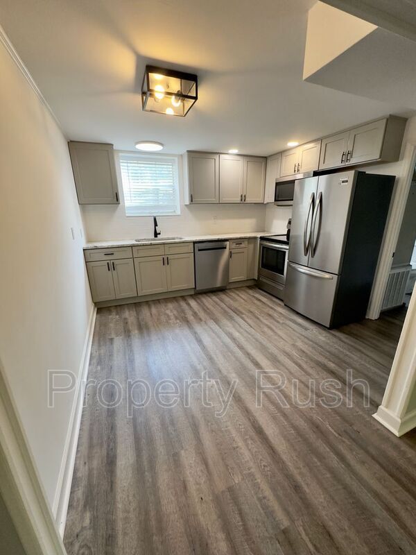 806 Forest Dale Ln, Chattanooga, TN 37343 House for Rent in