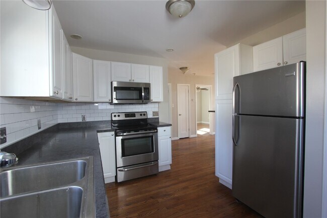 Building Photo - 3623 Steins St