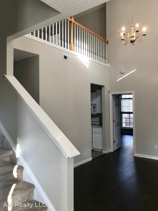Building Photo - 3830 Thomas Ridge Dr