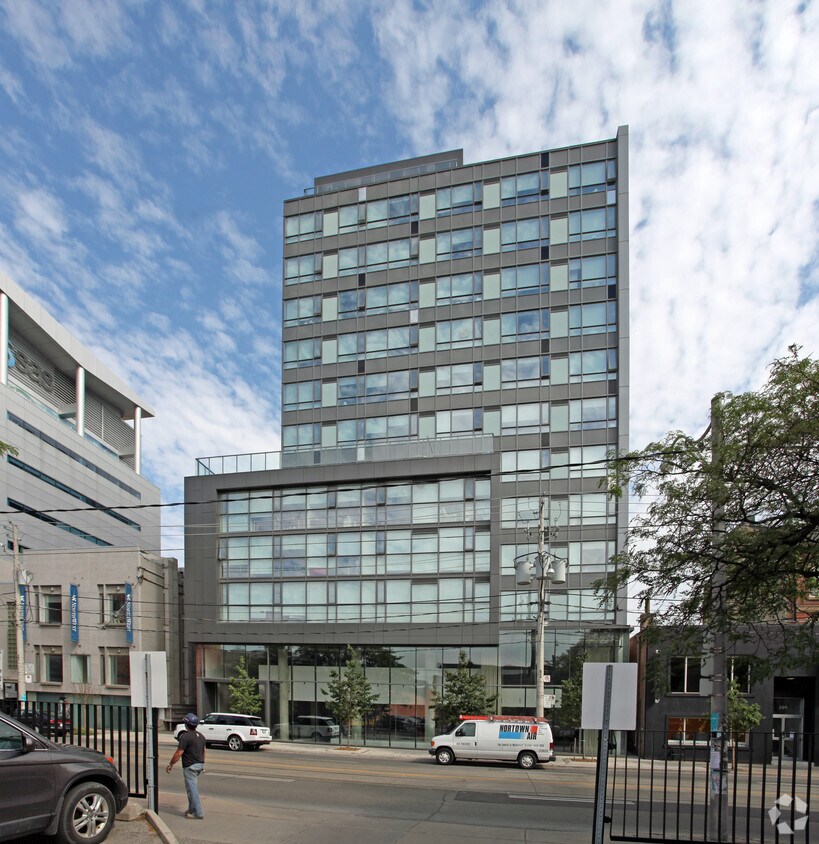 Foto principal - 288 King St E