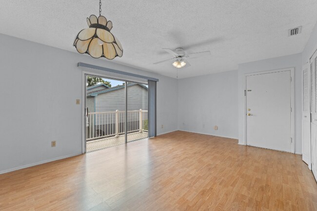 Building Photo - 3035 George Mason Ave