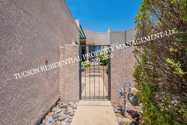 Photo - 4950 N Valle Rd House